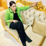 Afsana Khan Instagram - ਜਿਹਦੀ ਰਗ ਵਿਚ ਫਤਿਹ, ੳਹਦੀ ਜੱਗ ਵਿਚ ਫਤਿਹ!!*⛳️ 💢ਜਿੰਨੀ ਦਿੱਤੀ 🕉️ਰੱਬ ਨੇ ਆ ਕੱਢੁ 🥳ਟੌਰ ਨਾਲ....ਗੱਲੀਂ ਬਾਤੀਂ ਏਥੇ ਸਾਨੂੰ ਬੜੇ ਮਾਰਦੇ🤷🏻‍♂️..... Blessed ⭐️💚 Outfit @itsafsanakhan Makeup @nandinimua 👌❤️ Hair @avi_artistry #reels #love #afsaajz #respect The Leela Ambience Convention Hotel Delhi