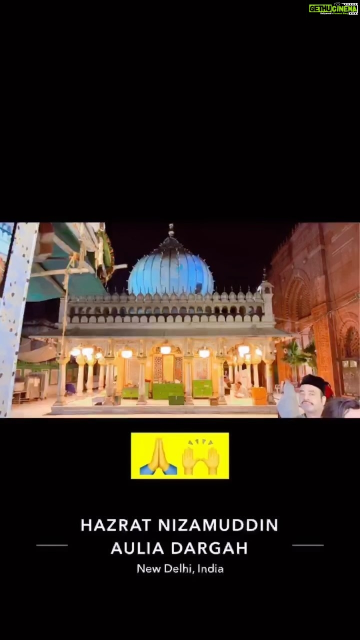 Afsana Khan Instagram - अरे ऐ री सखी री, वो तो जहाँ देखो मोरो (बर) संग है री। मोहे पीर पायो निजामुद्दीन औलिया, #nizamuddinauliya Sarkar jai ho📿🙌❤️🙏 आहे, आहे आहे वा। मुँह माँगे बर संग है री, वो तो मुँह माँगे बर संग है री। Nizamuddin Dargah Sharif, Syed Adeeb Nizami