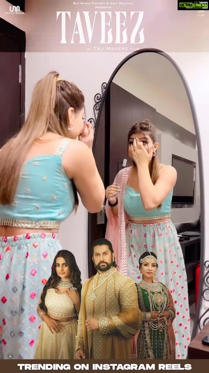 Afsana Khan Instagram - Taveez is on a roll! .The beautiful tunes of #Taveez has hit 4Mviews on YouTube! Thank you for your support. Tune in now. Listen Now #Taveez ONLY ON #BccMusicFactory YouTube Channel. BCC Music Factory and Amit Majithia Presents:- Producer :- @amit_majithia Label :- @bcc__music Project By :- @occasionz360_artist Music :- @goldboypro Singer :- @itsafsanakhan Lyricist :- @youngveer Male Lead :- @aftabshivdasani Female Lead :- @ayeshaakhan_official & @heershaliniofficial Director : - @dilsher.trumakers & @khushpal.trumakers Creative head :- @Rj_Vashishth Choreographer :- @tanishsharmadance #SadSong #BccMusicFactory #Amitmajithia #AfsanaKhan #occasionz360 #newsong #Taveez #Aftab #song #newsong #GoldboyPro #HeerKaur #AyeshaaKhan