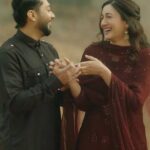 Afsana Khan Instagram – *1 Day To Go*
Bas ek din hor!  #KhairKare OUT TOMORROW on @tipspunjabi @youtubeindia channel!

@kumartaurani
Featuring: @gauaharkhan & @zaid_darbar
Singer: @itsafsanakhan
Music: @sunnyvikmusic
Lyricist: @rajfatehpuria
Director: @onlinenadeem @nitinfcp

@rachitsogani 

#TipsPunjabi #TheMustHaveHits