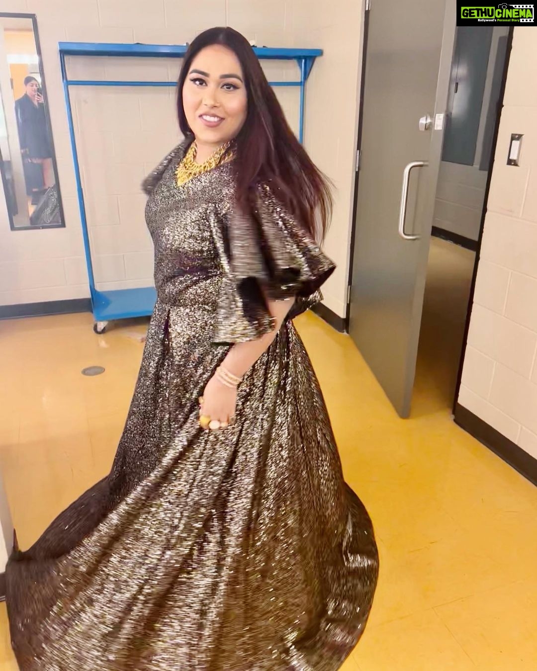 Afsana Khan Instagram - Thx Surrey waalio ❤️🙏🇨🇦 @parvasimedia 🙏 @sukhdhaliwal_mp Surrey - Newton, canada 🍁 Surrey, British Columbia