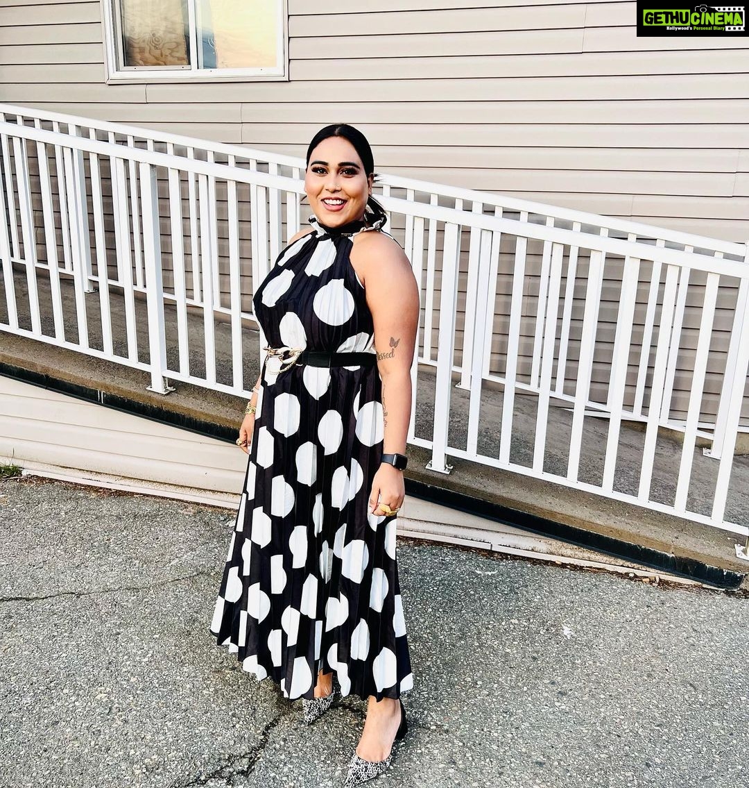 Afsana Khan Instagram - ππ«π€ππ¨π¦ Are u ready Surrey!!!Letβs Rock Tomorrow Get your tickets soon..Ajoo phir lane Raunaka ππππ @parvasimedia @b4usurrey @thetimesofcanada Makeup @pink.touch.studio Surrey, British Columbia