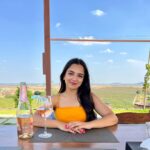 Ahsaas Channa Instagram - Swipe till the end to see my attitude/solution towards all my problems. Fratelli Vineyards, Akluj, Maharashtra.