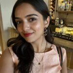 Ahsaas Channa Instagram - 🤎 Earrings by @thebodycanvas.in Necklace @aekay.in