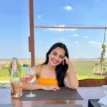 Ahsaas Channa Instagram - Swipe till the end to see my attitude/solution towards all my problems. Fratelli Vineyards, Akluj, Maharashtra.