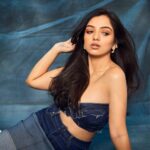 Ahsaas Channa Instagram – Double denim spitting venom without a doubt you know the type. 

🐟🐟🐟🐟🐟🐟
📸 @mohitvaru 
Makeup @ritikaturakhia01 
Assisted by @tanvi.r.kothari 
Hair @andajpatel 
Styled by @stylebykayal 

Outfit : @khhouseofkhaddar 
Jewels : @thecactistore
Shoes : @londonrag_in @zaamo.official