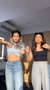 Ahsaas Channa Instagram - Please watch till the end, My only job was to wear the sunglasses properly 😂