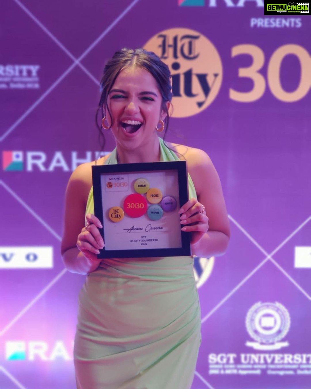 Ahsaas Channa Instagram - Won 30 under 30 babyyyy @htcity Thankyou for this honour. This will always motivate me to be better and work harder. Thankyou to everyone who voted for me. I truly value you, your support and love. Makeup by @wowmakeoversstudio Hair by @poojamakhijanihairstylist Styled myself.