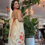 Ahsaas Channa Instagram - Saree mein Voh ladki ✨ P.s there are a lot of Diwali photos coming up so stay tune and bear with me 🤗