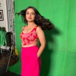 Ahsaas Channa Instagram - Shawty. Makeup @ritikaturakhia01 Hair @glambydiya Cheerleaders both of them and @shahiyeshipaneer