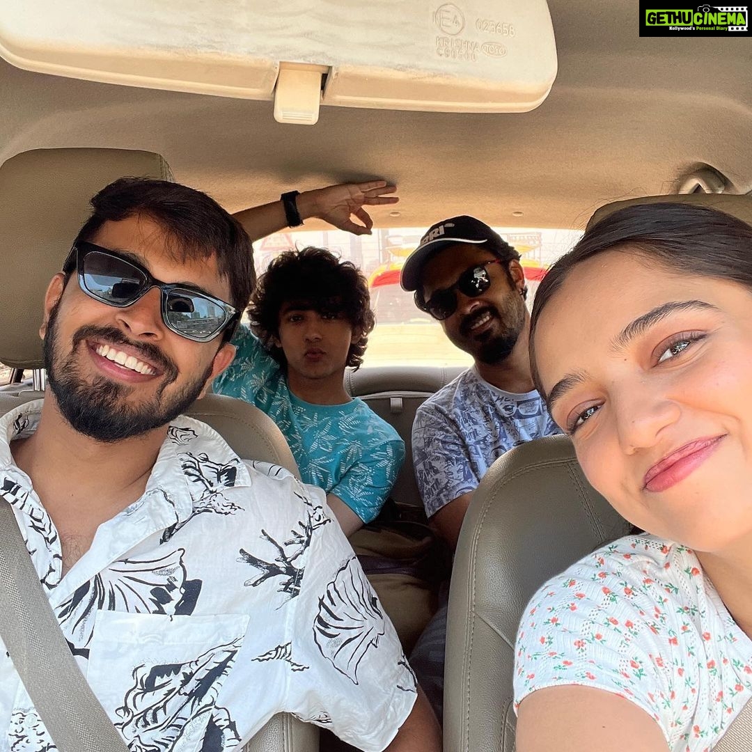 Ahsaas Channa Instagram - If it wasn’t obvious, we shot in my favourite part of the city. Kala Ghoda, Fort