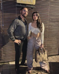 Akasa Instagram - he’s not a regular dad. he’s a cool dad 🫡
@sing.arvinder 
•
•
•
•
•
•
•
•
•
•
•
•
•
•
•
•
#akasa #akasasingh #akasians #akasakebesties #singer #musician #arvindersingh #father #fatherdaughter #explore #fyp #trending #trendingsongs #naagin #biggboss #punjabi #ootd #fashion #goals