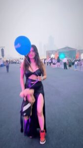 Akasa Instagram - okibyeeee 🏃🏻‍♀️ • • • • #akasa #akasasingh #akasasing #akasakebesties #akasians #trending #love #fyp #explore #fashion #ootd #femininegoddess #trendingreels #naagin #shringaar #biggboss #thick #punjaban #trendingsongs
