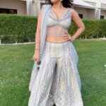 Akasa Instagram - asaan tere teh aaunda jaanda ✨🥰🤌🏼 • • • wearing @mymoledro 💕 styling @styledbysujata • • • • • • • • • #akasa #akasasingh #akasasing #akasakebesties #akasians #trending #love #fyp #explore #fashion #ootd #femininegoddess #trendingreels #naagin #shringaar #biggboss #thick #punjaban #indianwedding #trendingsongs Bahrain