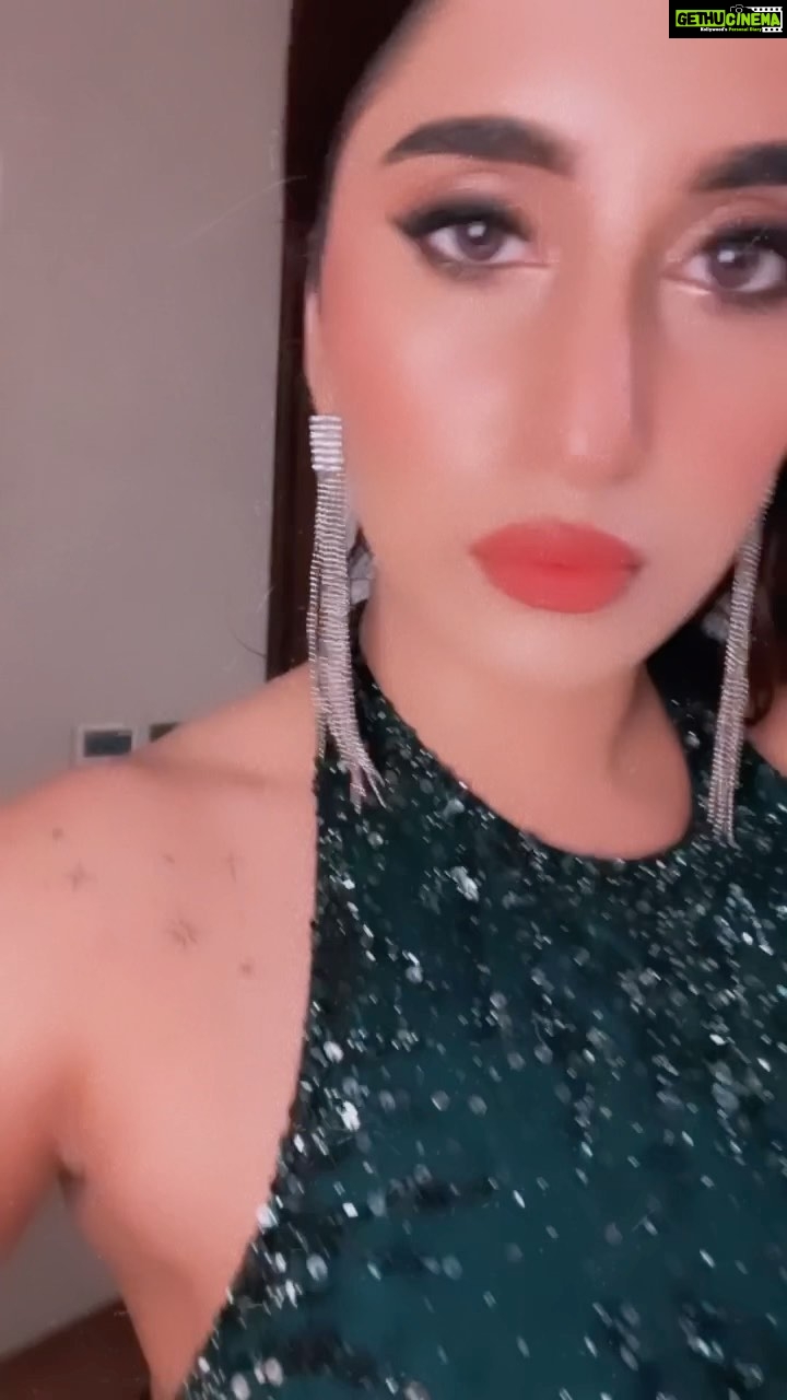 Akasa Instagram - 🌲 • • • Outfit - @upgradebya Styled by - @styledbysujata • • • • #akasa #akasasingh #akasians #trending #trendingreels #explore #ootd #fyp #trendingsongs #naagin #biggboss