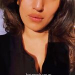 Akasa Instagram - ✨golden hour confessions✨ • • • • #akasa #akasasingh #akasasing #akasakebesties #akasians #trending #reels #trendingreels #trendingsongs #selenagomez #nofilter #goldenhour #nomakeup #naagin #shringaar #explore #fyp #biggboss