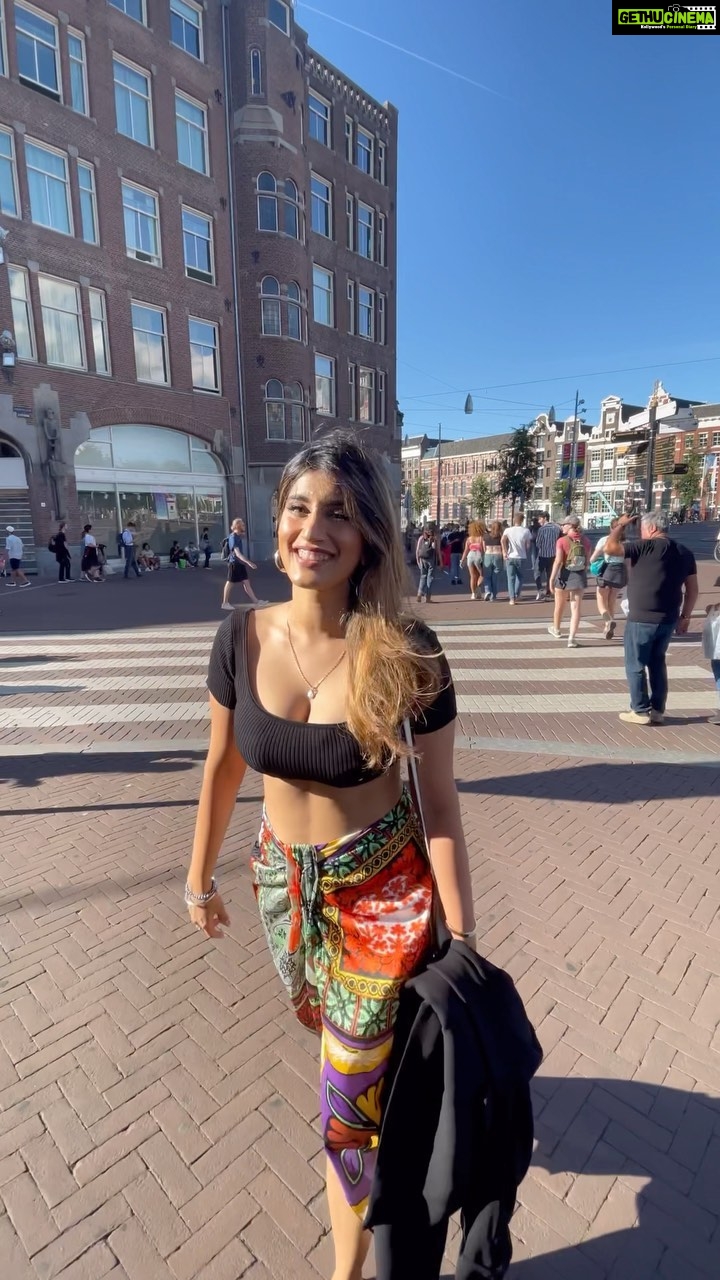 Akasa - 38.4K Likes - adding the Damn to the Dam Square 🍫
•
•
•
•
•
#akasa #akasasingh #akasians #akasakebesties #fashion #ootd #curvygirl #trending #explore #trendingreels #trendingsongs #fyp #amsterdam #europe #travel #naagin #shringaar #biggboss