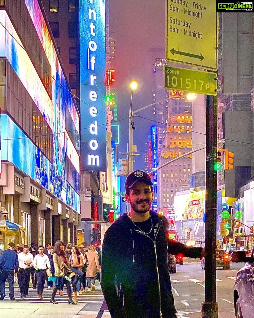 Akhil Akkineni Instagram - Back in New York City to shoot after so long ! The lights and the madness brings back a lot of memories! It’s never too many a time to see this place in person seriously 🙏🏻