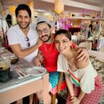 Akhil Akkineni Instagram - Happy anniversary to my most favourite couple ! Wishing you happiness forever my dear brother and sister. Love you guys @samantharuthprabhuoffl @chayakkineni