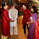 Akhil Akkineni Instagram - Was a pleasure attending the Navaratri Pooja at The Kalyan Jewelers residence in Thrissur. Thank you to the whole Kalyan family for hosting us so graciously, the evening was spectacular. As always it was an absolute honour spending some time with Amit Ji as well. @kalyanjewellers_official