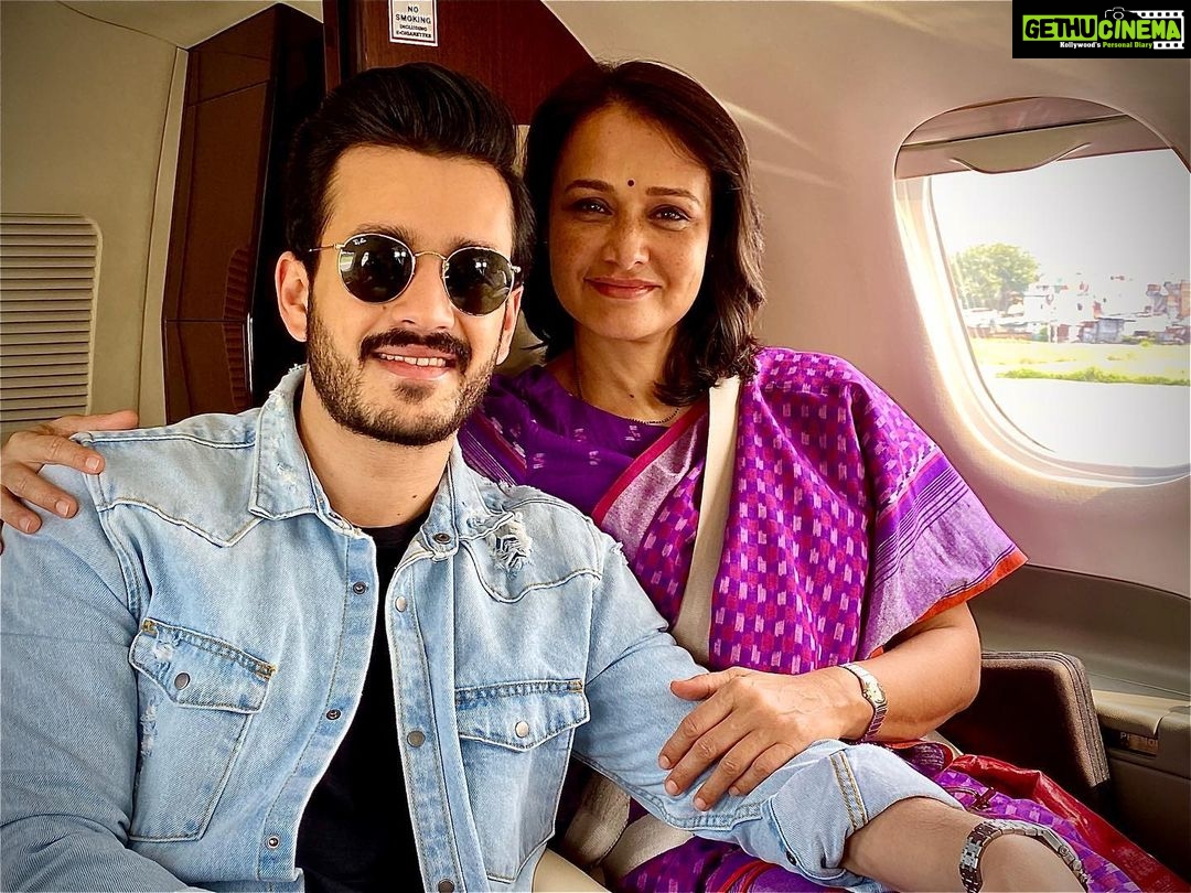 Akhil Akkineni - 287.1K Likes - Short trip to kochi after so long with my sunshine.... lots of chatting at 27 thousand feet 🤗 @akkineniamala