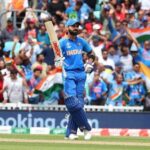 Akhil Akkineni Instagram - King Kohli making his presence felt with the bat and his heart ! Amazing gesture from the Indian captain... congrats team India ! Loving the confidence 💪🏻💪🏻💪🏻
