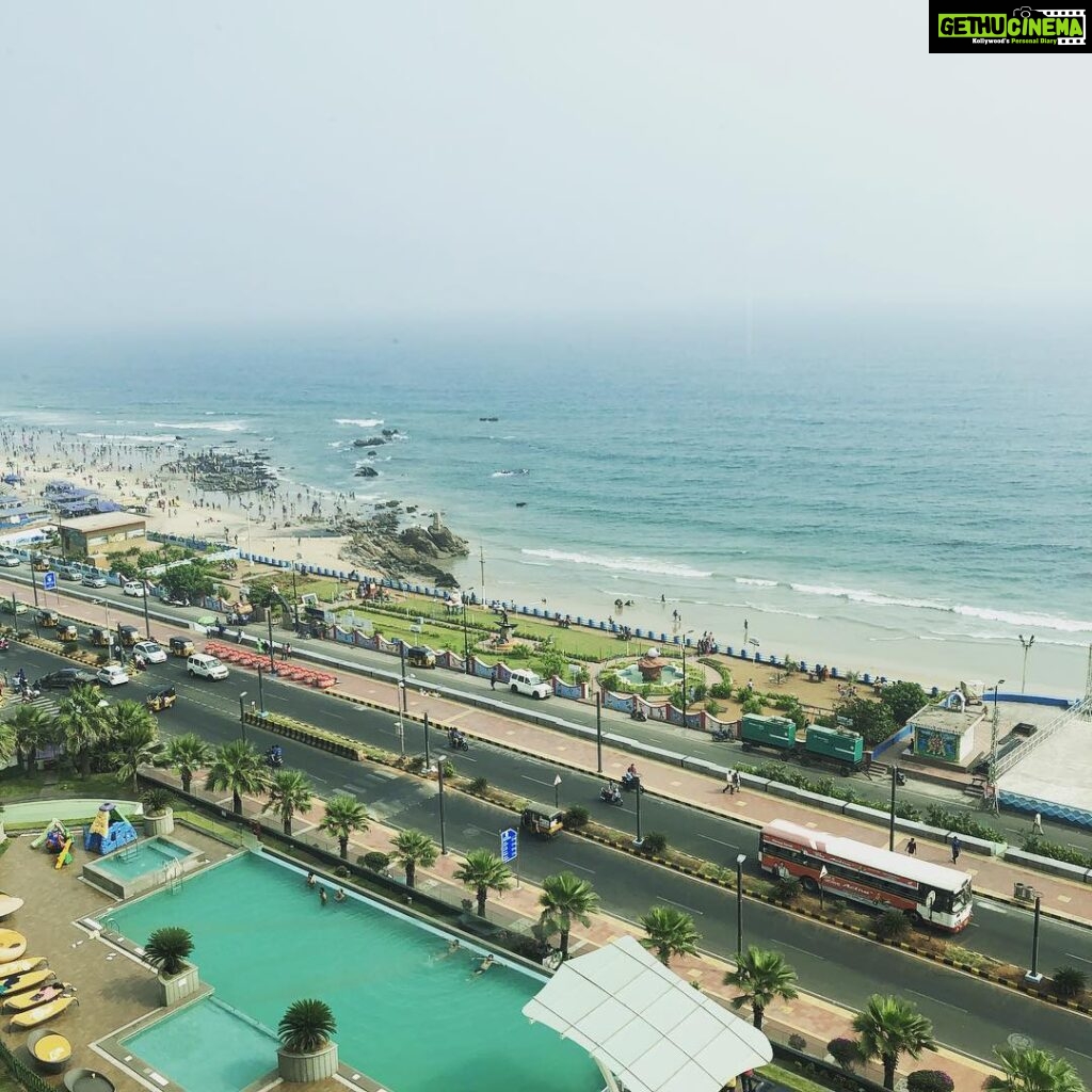 Akhil Akkineni Instagram - Vizag you Beauty ! Love this view every time I’m here ! 😍