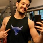 Akhil Akkineni Instagram - Smashed a good session in my new project rock tank ! Yes a big Dwane Johnson fan ! ✌🏻😎✌🏻