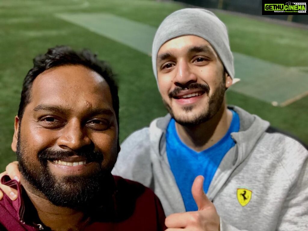 Akhil Akkineni Instagram - Cricket session smashed ! Goodbye today ! See you very soon tomorrow ! Goodnight :)))) @george_dop