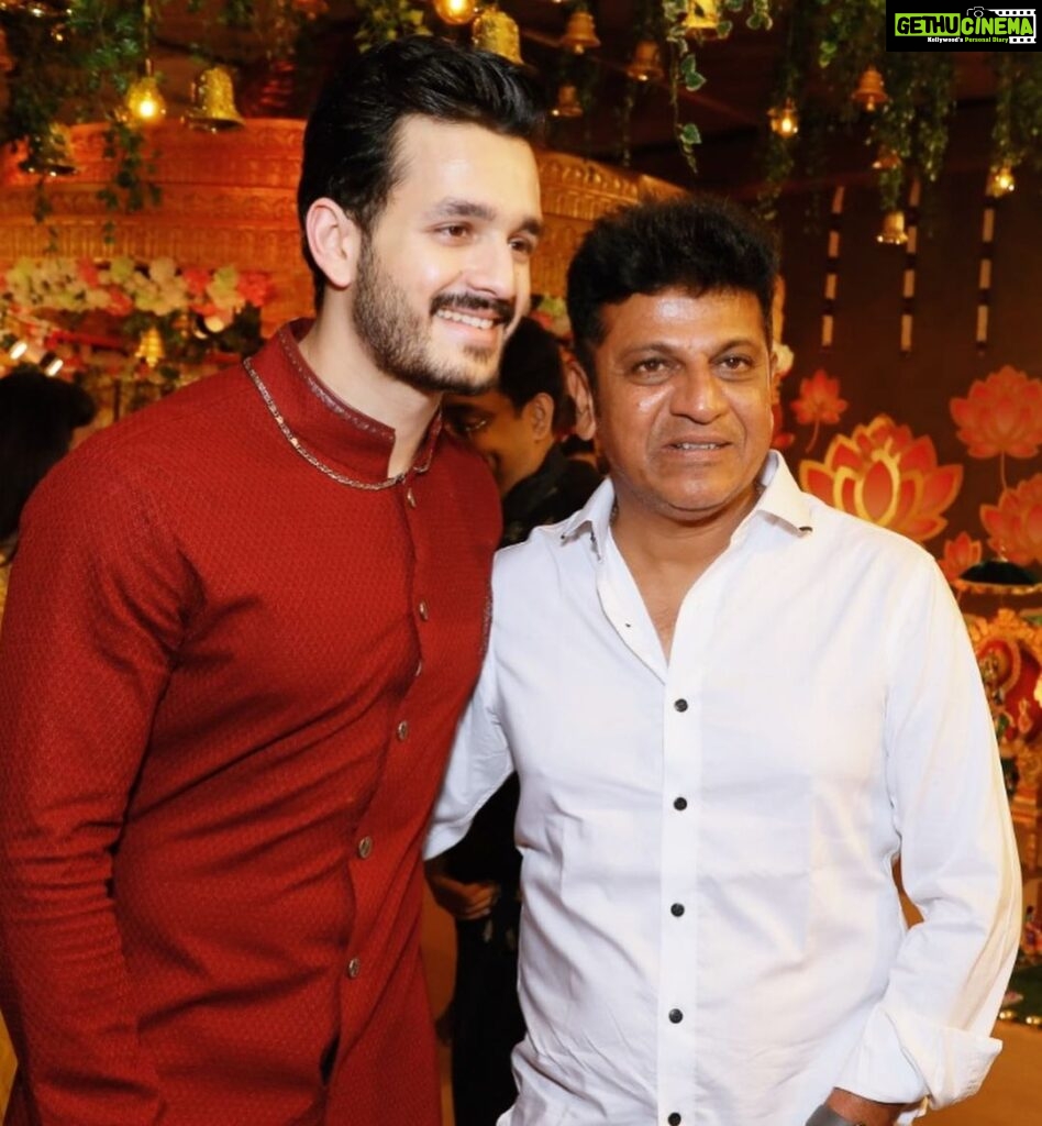 Akhil Akkineni Instagram - Was a pleasure attending the Navaratri Pooja at The Kalyan Jewelers residence in Thrissur. Thank you to the whole Kalyan family for hosting us so graciously, the evening was spectacular. As always it was an absolute honour spending some time with Amit Ji as well. @kalyanjewellers_official
