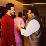 Akhil Akkineni Instagram - Was a pleasure attending the Navaratri Pooja at The Kalyan Jewelers residence in Thrissur. Thank you to the whole Kalyan family for hosting us so graciously, the evening was spectacular. As always it was an absolute honour spending some time with Amit Ji as well. @kalyanjewellers_official