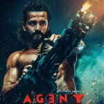 Akhil Akkineni Instagram – Presenting to you the #agentteaser 
#agent 

– https://youtu.be/DsdT3D_zKF0

#agentloading 🔥

ఏజెంట్・एजेंट・ஏஜென்ட்・ഏജന്റ്・ಏಜೆಂಟ್

@mammootty @DirSurender @sakshivaidya99 @hiphoptamizha @AnilSunkara1 @akentsofficial @s2c_offl