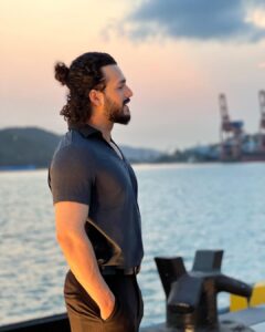 Akhil Akkineni Instagram - Missing sunsets by the ocean 🌊🌞