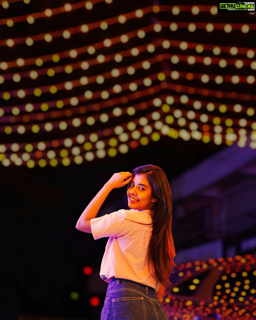 Akshaya Udayakumar - 119.4K Likes - Cheers to New year 🍻💗
Pc:- @a.s.i.f_