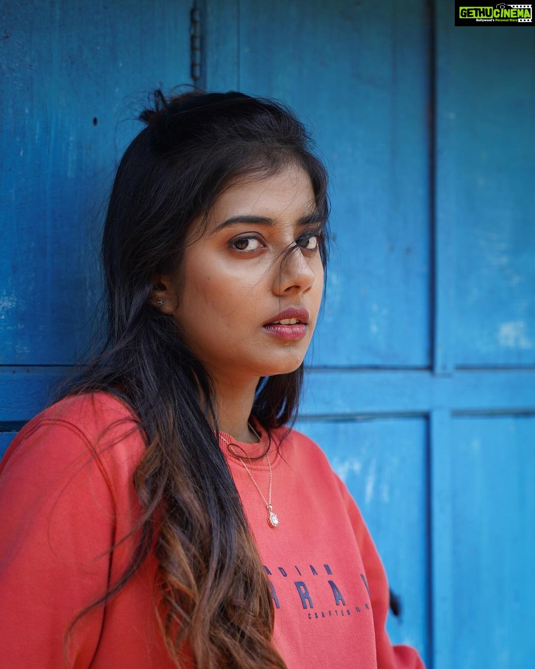 Akshaya Udayakumar - 220.8K Likes - Focus on me ,not the caption !🥹🧡#bubble
Pc:- @dev.abishek