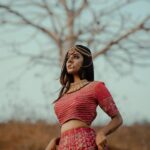Akshaya Udayakumar Instagram - G O D D E S S ft Akshaya. When it comes to photos, we all have our references and ideas to give it the final look it shapes into. My way of combining ideas is a mix of references shot with natural light and patterns with a mix of minimalism. One such great example and my favourite would be images made at @sabyasachiofficial. Here's an attempt at making images with a combination of rawness, beautiful sunlight leaks and minimal landscapes put together. I'd be looking forward to your comments and suggestions on this one :) Muse : @akshaya__udayakumar HMU : @ardini_makeover_palakkad Assistance : @pictureprodigyy | @__enigma__ Shot on : @sonyalphain A7R3 Costume : @ladies_planet_ #NaturalLight #portrait #potraitphotography #portraits #pursuitofportraits #kerala #fashion #keralafashion #fashionphotography #sunlight #portraitlover #lehanga #landscape #minimal #sabhyasachi #model #modelling #sony #bridalwear #portraitmood #indianportraits @portraitmood @persfamous @indianportraitshub Kerala