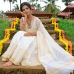 Akshaya Udayakumar Instagram - ♥️✨ With | @pooj_a_s_ Shot : @karthiknair95 Production : @candidstoriesbykarthik Lighting and assistance : @dileepraj.drc , @_naveenprakash Costume : @swaraahdesigns | @swathi_sukumar isukum Make-up : @anjalisnair_makeup Decor : @golden_wedding_company | @golden_gireesh Jewelry : @akshayagold_palakkad Location : @udayaayurveda Creative direction : @pictureprodigyy Thanks to : @___darsan___ , @frames.by.hari @samsibinofficial 🤗