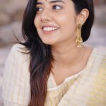 Akshaya Udayakumar Instagram - Happy vishu🌴✨ Vc:- @videobeats_weddings ✨