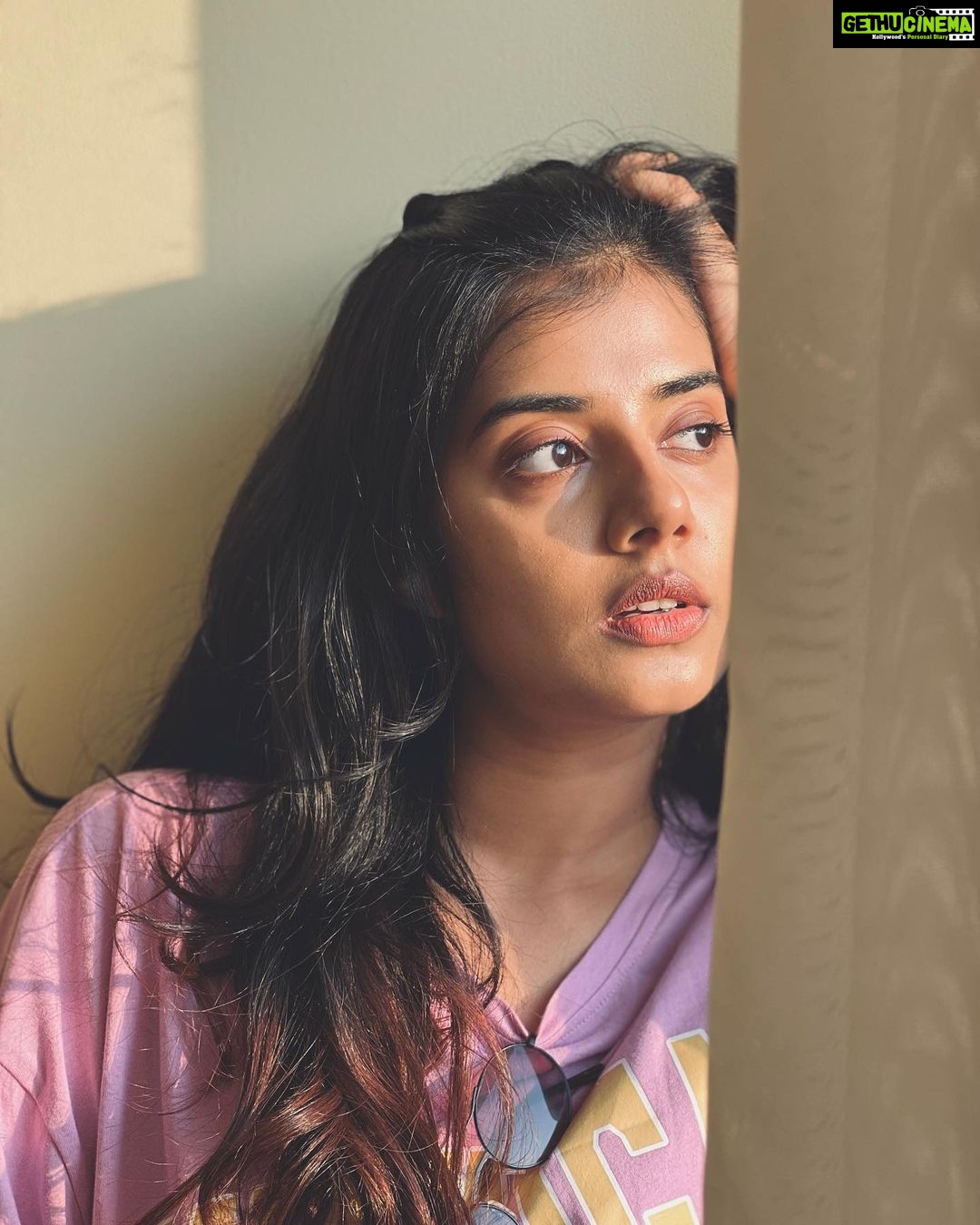 Akshaya Udayakumar - 99.9K Likes - Golden hour bb 💋
Pc:- @ganesh_fantasia 💫