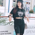 Akshaya Udayakumar Instagram - Precious energy🫰🏻🖤 Scroll right for the last plot glimpse ❕