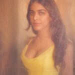 Alaya F Instagram - Chasing the sun🌞✨ Swipe to the end for a funny BTS moment!😄 Photos by @trishasarang Styled by @mohitrai @shubhi.kumar @tarangagarwalofficial @teammrstyles Make up by @divyashetty_ Hair by @hairbyapeksha Outfit- @houseofcb Jewellery - @rafthelabel @necessitestudio Shoes- @jimmychoo