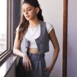 Alaya F Instagram - No sleep but rewards I will reap 😋 Photos by @trishasarang Make up by @divyashetty_ Hair by @souravv_roy_ Styled by @mohitrai @shubhi.kumar @teammrstyles Assisted by @muskanduaaa