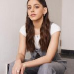 Alaya F Instagram - No sleep but rewards I will reap 😋 Photos by @trishasarang Make up by @divyashetty_ Hair by @souravv_roy_ Styled by @mohitrai @shubhi.kumar @teammrstyles Assisted by @muskanduaaa