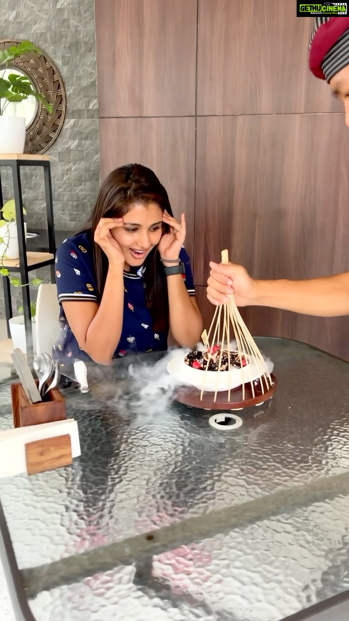 Alina Padikkal - 18.7K Likes - Serious food talks 😂 with @alina.padikkal
.
Location: @honeypot.in
.
#feelitreelit #podcast #celebrity #interview #foodchat #kochi #cochin