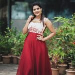 Alina Padikkal Instagram - Host @alina.padikkal Mua @roshnistvm Otd @babe_by_minnumaria Jewls @kaya_online_ Pic @_bibi_photography Kochi Kerela, India