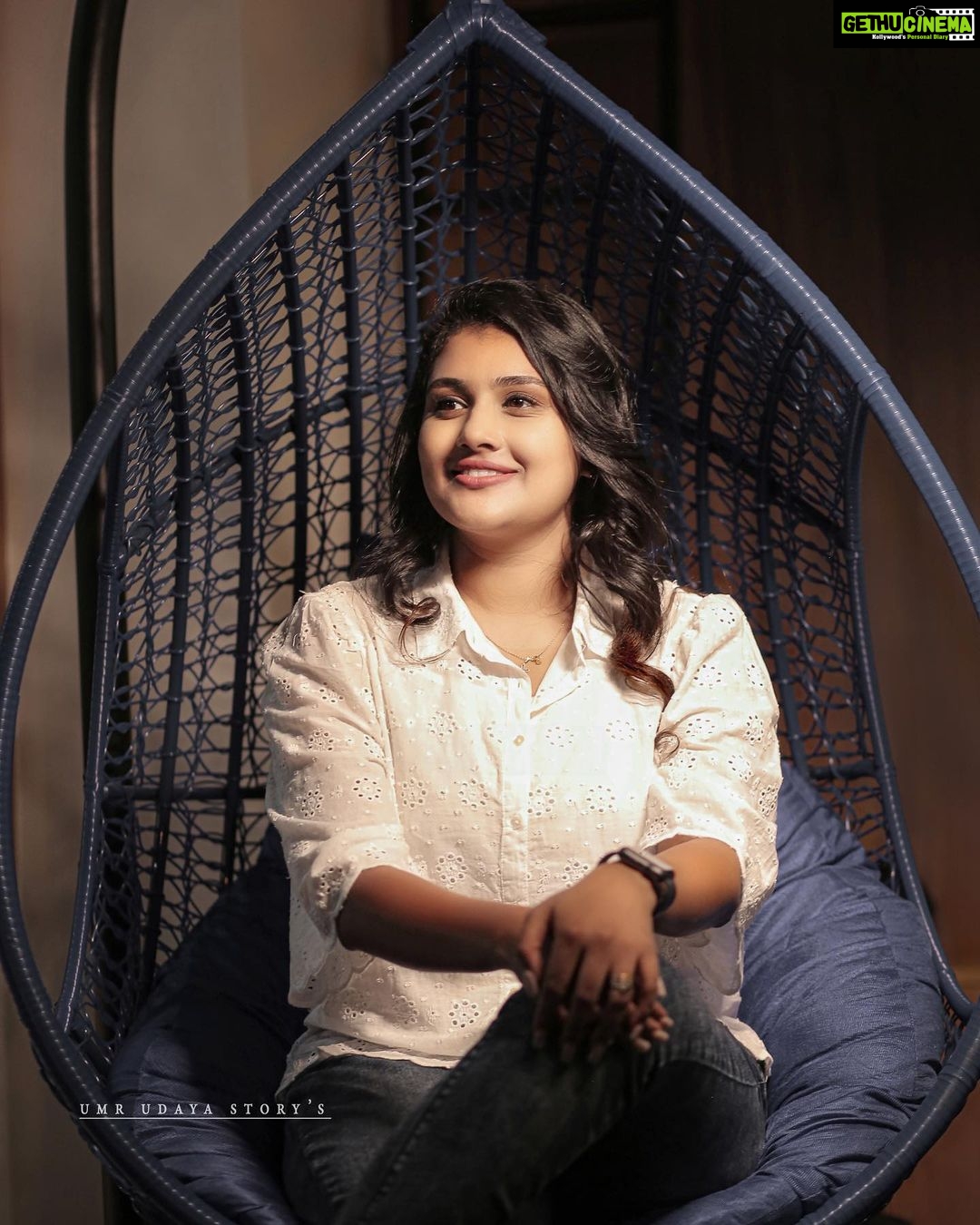 Alina Padikkal Instagram - . . @umr_udayastory_s . Inframe: @alina.padikkal Captured by:@umr._____ . . . . . . Follow @umair_udayastory_s Follow @umair_udayastory_s Follow @umair_udayastory_s . #voyehomes #keralatourism #heritage #followforfollowback #picoftheday #instafollowers #instapic #kerala #malappuram #palakkad #trissur #calicut #kannur #kochi #weddingcelebration #tirur #mytirur #traditionalwear #modeling #weddingphotography #southindianweddings #makeup