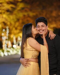 Alina Padikkal Instagram - Twenty.one.twenty.twenty one.! Anniversary recreated ❤️ with @motionpictures_weddings 
@thanuzbridalboutique 
@aleena.makeupartist 
.
So, I never thought I would get a moment to wear my special outfit again on the same day❤️ along with the same makeup artist, photography team and with my friends..

Love you @rohit_pradeep_  for being with me to do all this crazy things🥰

Thank you appa amma💖