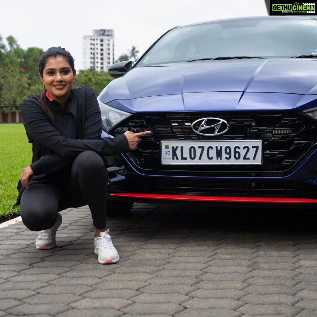 Alina Padikkal Instagram - My travels are made energetic thanks to the all-new #Hyundaii20NLine. The athletic design and sporty sound of my #i20NLine is the biggest turn on for any car enthusiast. With it's Intelligent manual transmission, I always have a tension free ride enjoying the best sounds of the superior Bose music systems. What are you waiting for, #ItsTimeToPlay @hyundaiindia #HyundaiNLine