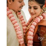 Alina Padikkal Instagram - #alinarohitsaga @motionpictures_weddings @motion_pictureswedding_planner Saree : @aaryanairdesigns Blouse : @thanuzbridalboutique MUA : @aleena.makeupartist Hair : @sudhiar.hairandmakeup Draping: @drisya.sasidharan.161 Stylist: @nithinju Calicut, India