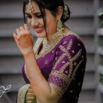 Alina Padikkal Instagram - #alinarohitsaga @motionpictures_weddings @motion_pictureswedding_planner ♥️ team.! @ambu_ramesh @richard_antony_ @arunkiranam @samson_pulikkottil @vishnu_thachan @its_m_e_vishnu Behind the camera @thanzscouture @henna_artist_safvana @aleena.makeupartist @nithinju